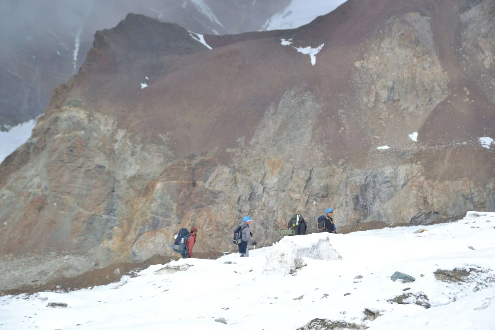 Kalindi Khal Trek, photo 1 from a Kailasa Treks departure